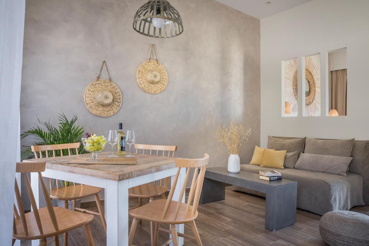 Diana Suites ตราเปซากิ ภายนอก รูปภาพ