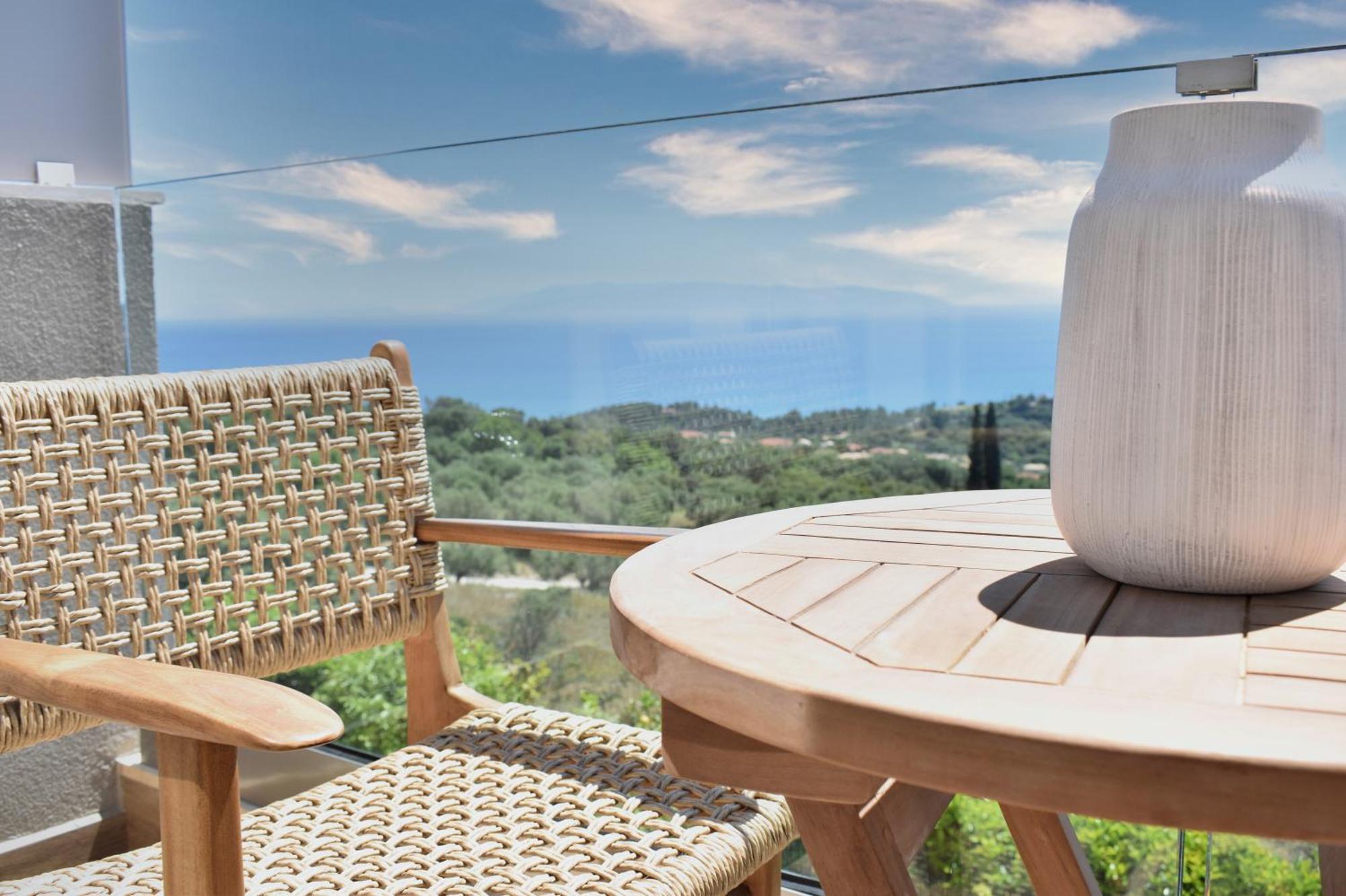 Diana Suites ตราเปซากิ ภายนอก รูปภาพ