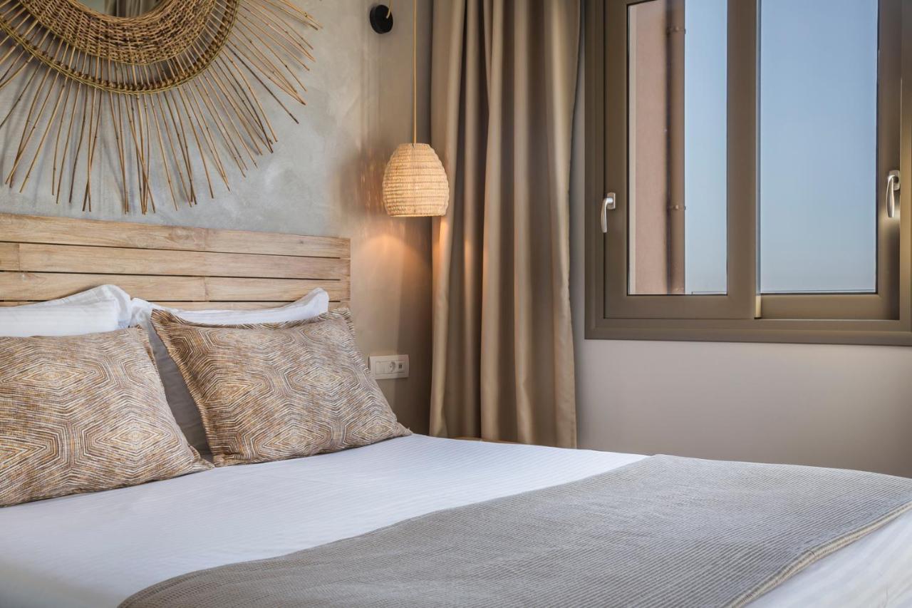 Diana Suites ตราเปซากิ ภายนอก รูปภาพ